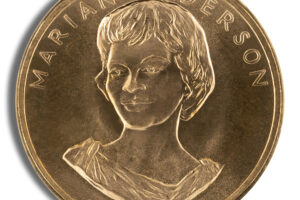 1/2 oz U.S. Mint Commemorative Arts Gold Medal