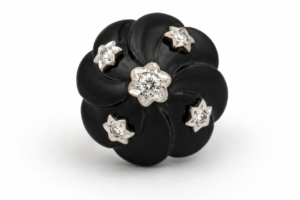 Vintage 14K White Gold Black Onyx Diamond Flower Ring Estate Size 4.75