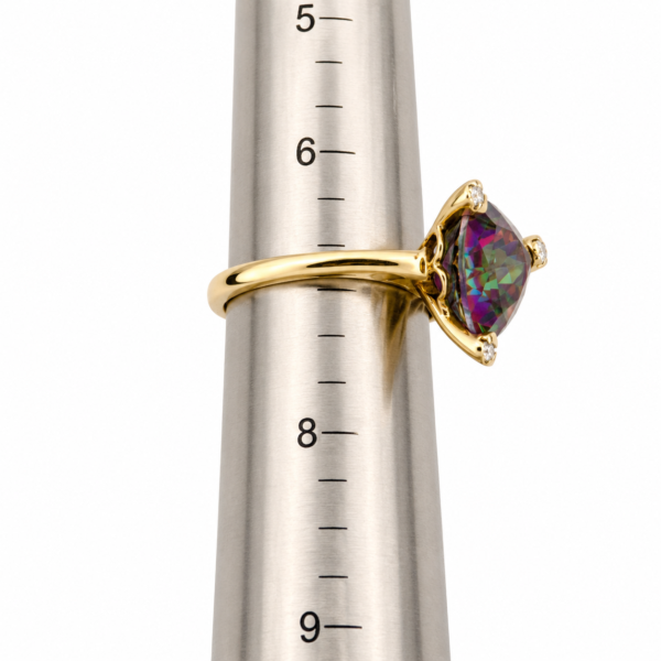 Estate 14K Gold Trillion Mystic Topaz Diamond Accent Ring Size 7 Elegant - Image 6