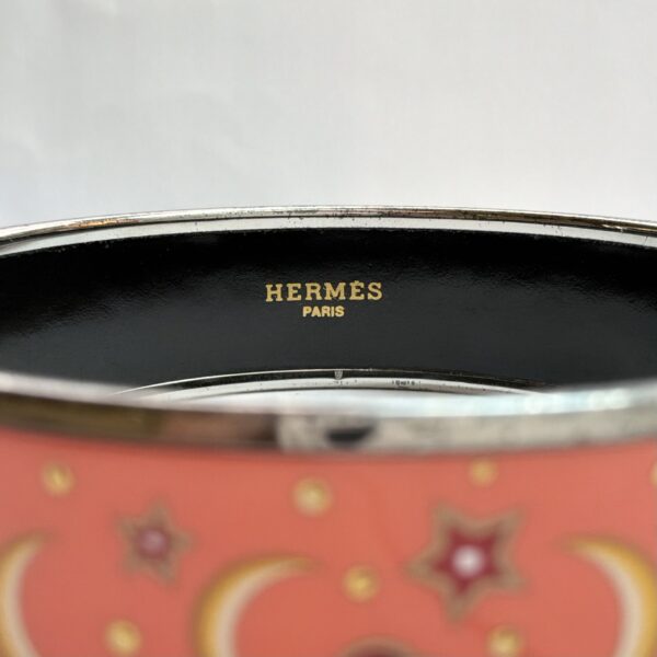 Authentic Vintage Hermès Émail Cloisonné Moon, Stars, & Planets Celestial Enamel Bangle Bracelet Size 8-41.9g - Image 9