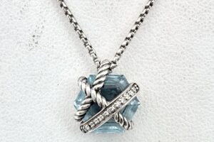 David Yurman Sterling Silver 925 Cable Wrap Pendant Necklace With Blue Topaz Stone - 6.3g