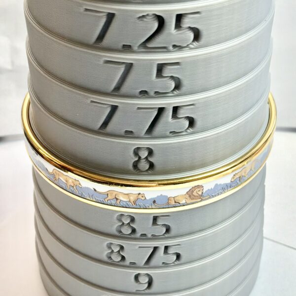 Authentic Vintage Hermès Safari Lions & Lionesses in Savannah Enamel Bangle Bracelet Size 8 - 21.8g - Image 7