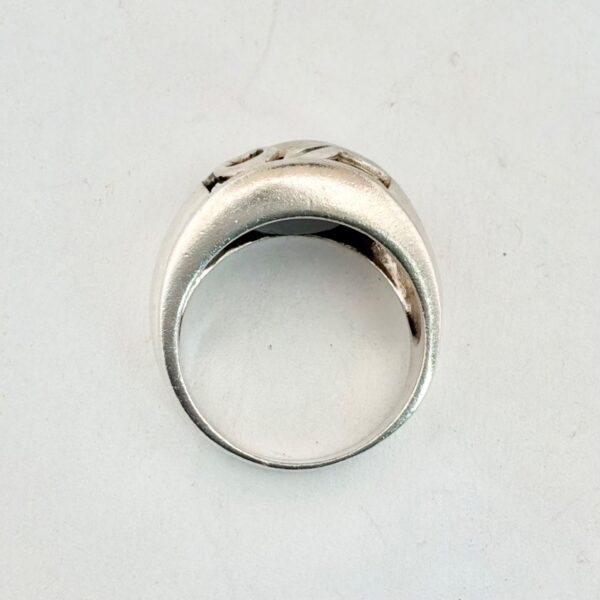 Vintage Sterling Silver 925 Ring W/ Beautiful Swirl Leaves & Black Stone Size 10 - 9.2g - Image 5